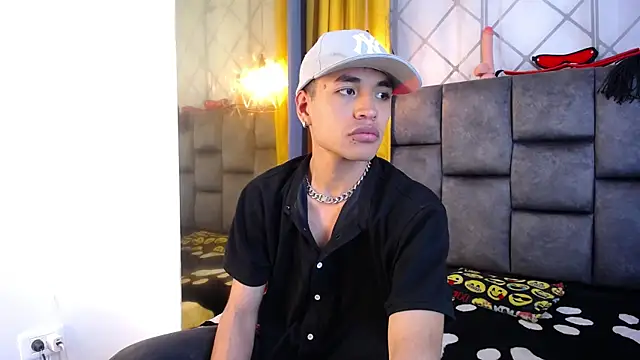 Snapshot of Maik_Russo chatting on January 9, 5:26 pm Maik Russo online show from January 9, 5:26 pm