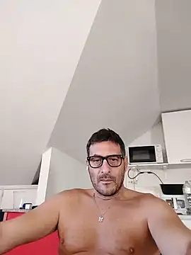 Snapshot of colosone chatting on September 26, 5:33 am colosone online show from September 26, 5:33 am