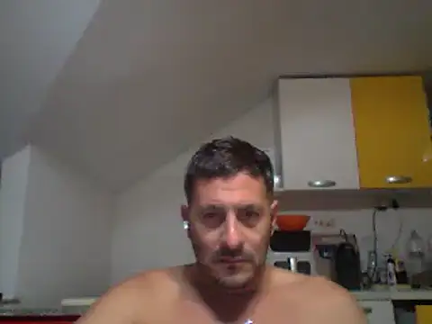 Snapshot of colosone chatting on October 7, 9:01 pm colosone online show from October 7, 9:01 pm