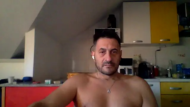 Snapshot of colosone chatting on November 17, 6:52 am colosone online show from November 17, 6:52 am