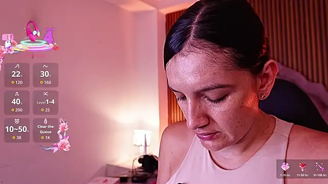 Violett hott  online show from June 13, 12:36 pm