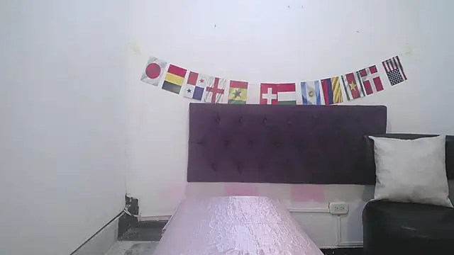 Little18Doll online show from July 18, 10:35 pm