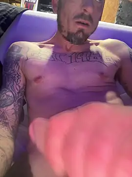 Snapshot of FuriousCore330 chatting on February 22, 12:34 am FuriousCore330 online show from February 22, 12:34 am