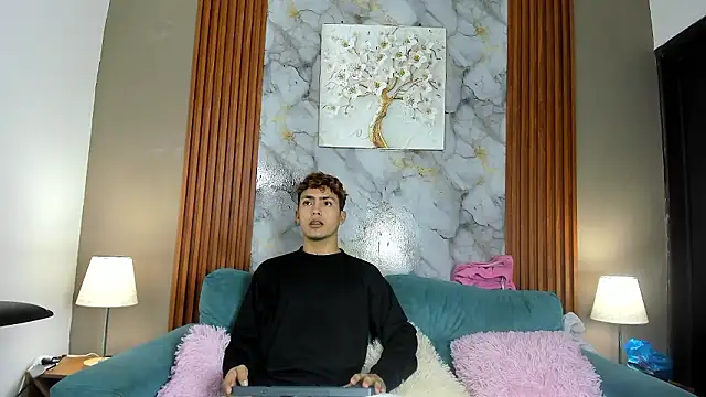 AVENGER BOYS2026 online show from March 11, 7:31 pm