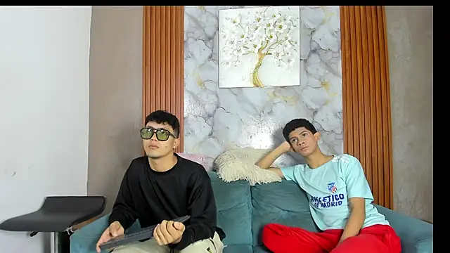 AVENGER BOYS2026 online show from June 20, 7:27 pm