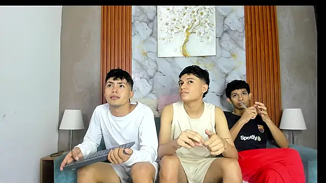 AVENGER BOYS2026 online show from July 21, 7:27 pm