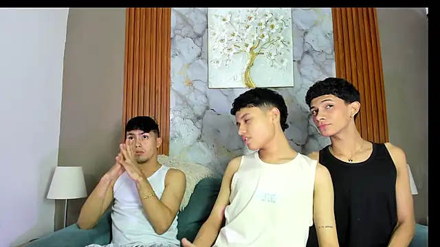 AVENGER BOYS2026 online show from July 28, 8:52 pm