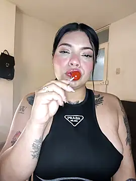 brenda palacio online show from March 18, 9:07 pm