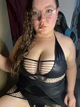 ParejaSutra69 online show from April 23, 3:52 am
