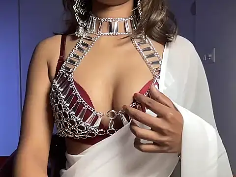 Snapshot of SugarAura chatting on February 14, 8:16 pm SugarAura online show from February 14, 8:16 pm