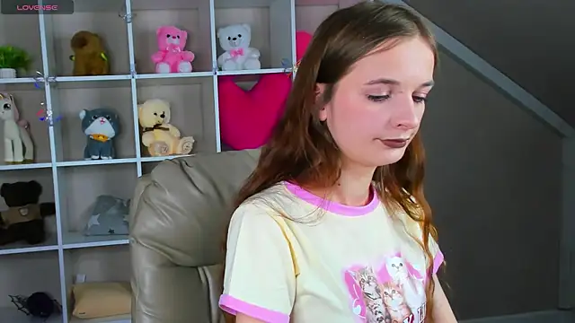 Snapshot of Alicia_Adammss chatting on January 10, 1:07 am Alicia Adammss online show from January 10, 1:07 am