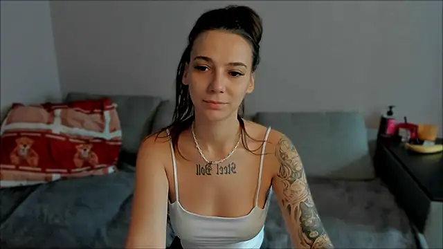 AnnaMized online show from February 20, 7:32 am