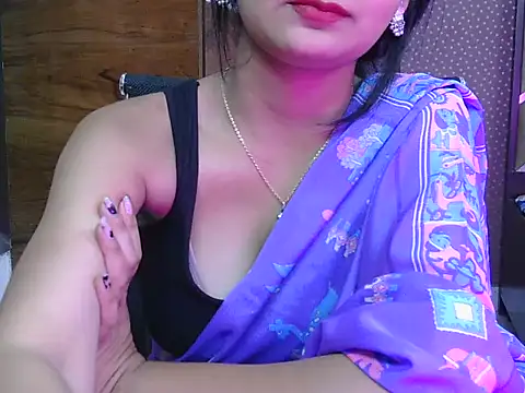 Snapshot of sweet_riyaaa chatting on May 28, 4:54 am sweet riyaaa online show from May 28, 4:54 am