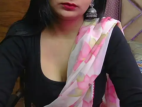 Snapshot of sweet_riyaaa chatting on June 17, 6:38 am sweet riyaaa online show from June 17, 6:38 am