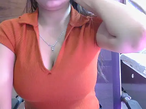 sweet riyaaa online show from July 18, 2:27 am