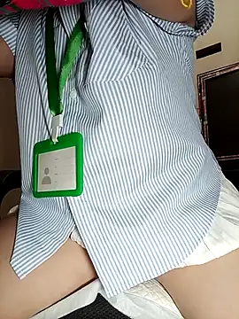 Lyna sexy24 online show from June 6, 9:08 pm