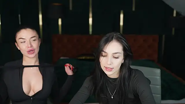 Mila Rose054 online show from February 22, 3:43 pm