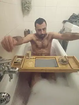 Moh 197 online show from February 7, 5:27 pm