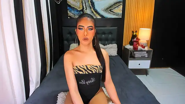 Snapshot of Diana_Victoria chatting on May 12, 4:26 pm Diana Victoria online show from May 12, 4:26 pm