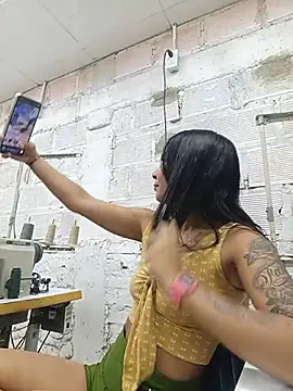 chikivivi- online show from June 21, 1:57 pm