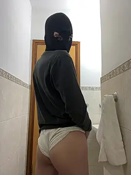 petiteyanel online show from March 8, 10:41 am