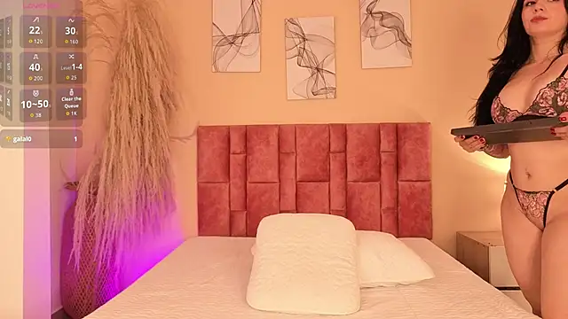 emmy danielss online show from April 30, 11:38 am