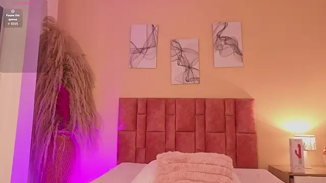 emmy danielss online show from June 11, 11:08 am