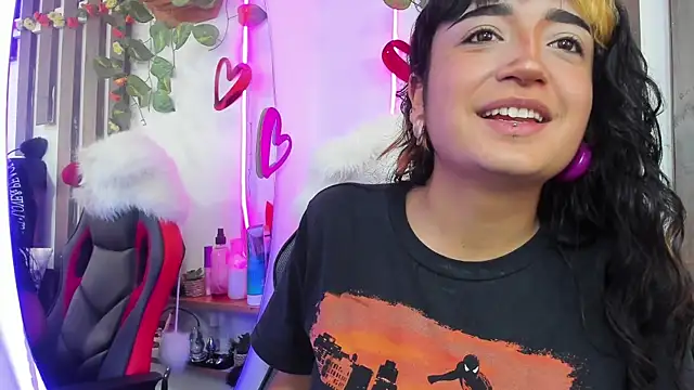 MeowMota  online show from June 11, 7:56 pm