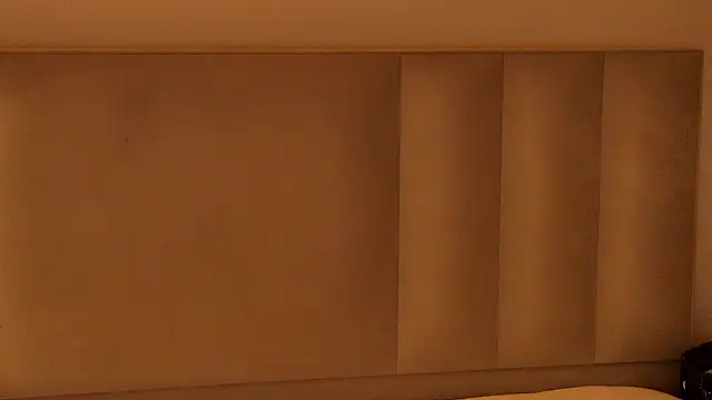 Snapshot of KatieRouge__ chatting on March 8, 2:04 am KatieRouge online show from March 8, 2:04 am