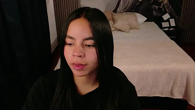 SofiaMante  online show from February 24, 9:57 pm