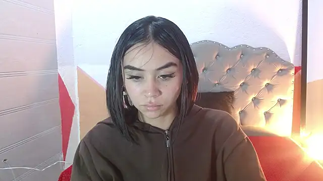 sofiaspring online show from June 26, 4:11 pm