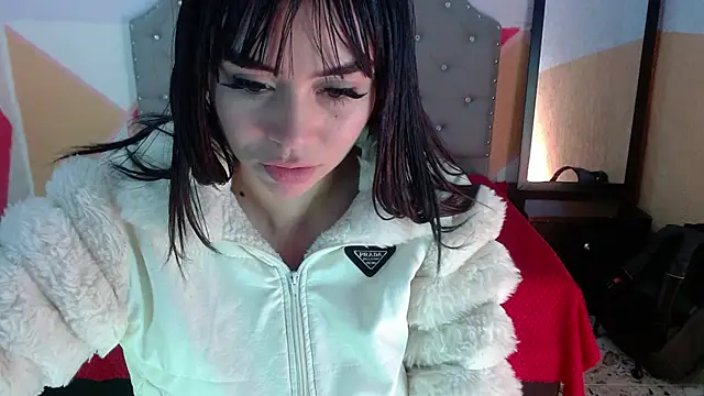 sofiaspring online show from July 17, 2:02 pm