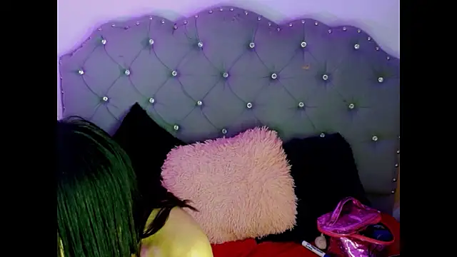 sofiaspring online show from July 28, 7:39 pm