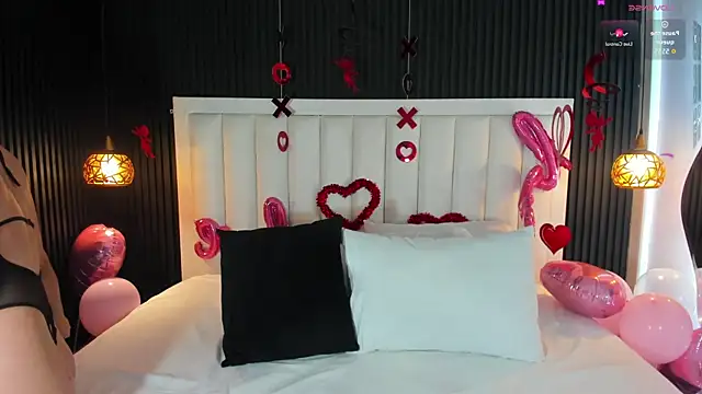 PandoraMiller online show from February 17, 5:08 pm