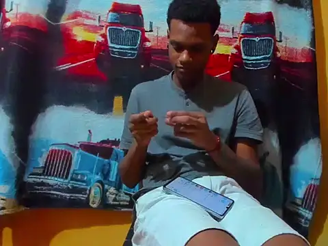 aunstin mohamme online show from February 11, 5:23 am