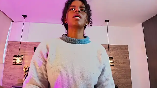 Ellie-Alves online show from July 1, 1:34 pm