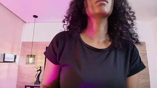 Ellie-Alves online show from July 17, 1:51 pm