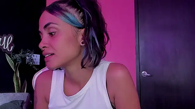 azula lillet online show from February 8, 5:49 pm