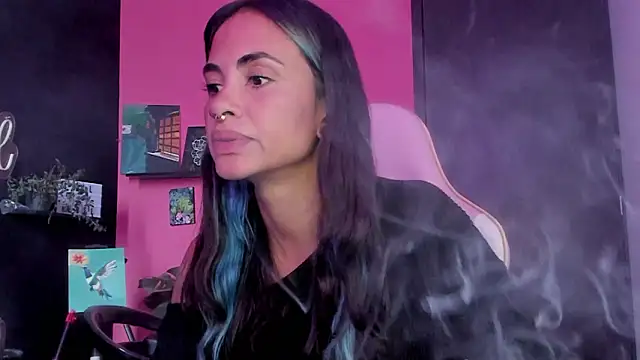 azula lillet online show from March 3, 9:10 pm