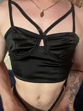 Alana Stone online show from June 14, 8:00 pm
