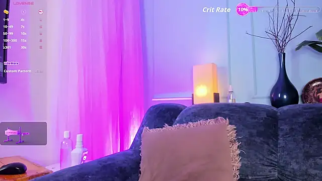 Snapshot of Nicki_Ripperton chatting on May 30, 11:13 pm Nicki Ripperton online show from May 30, 11:13 pm