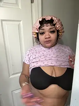 Snapshot of hispinkfreak219 chatting on February 20, 2:17 pm hispinkfreak219 online show from February 20, 2:17 pm