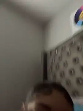 Snapshot of hispinkfreak219 chatting on March 8, 2:10 pm hispinkfreak219 online show from March 8, 2:10 pm