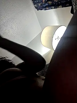 Snapshot of Big_Booty_Bonnie chatting on May 5, 6:32 am Big Booty Bonnie online show from May 5, 6:32 am