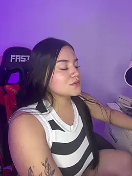 abby gonzales online show from March 15, 7:14 am