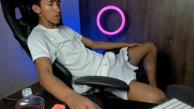 neitan miller  online show from January 19, 5:11 am