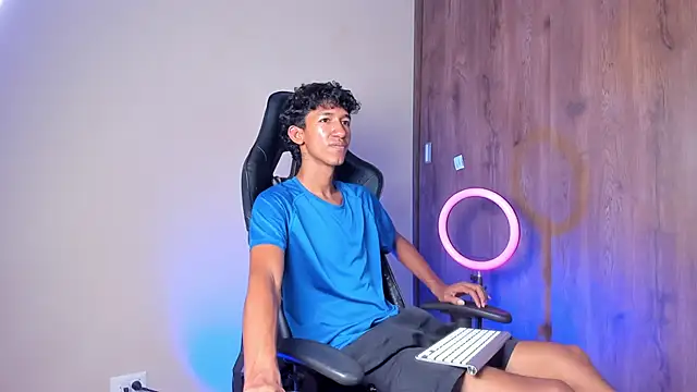 neitan miller  online show from February 17, 7:20 pm