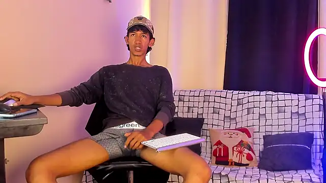 neitan miller  online show from April 29, 1:59 pm