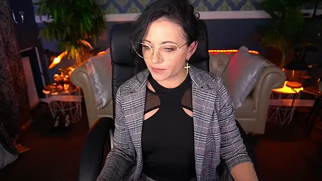 Dafni Monn online show from May 26, 5:36 am