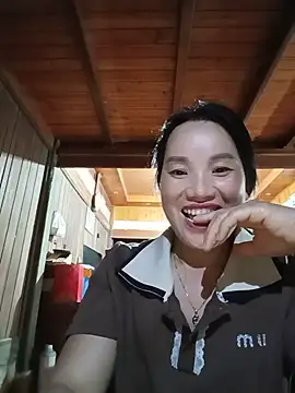 Snapshot of yu--yo chatting on July 29, 11:30 am yu--yo online show from July 29, 11:30 am